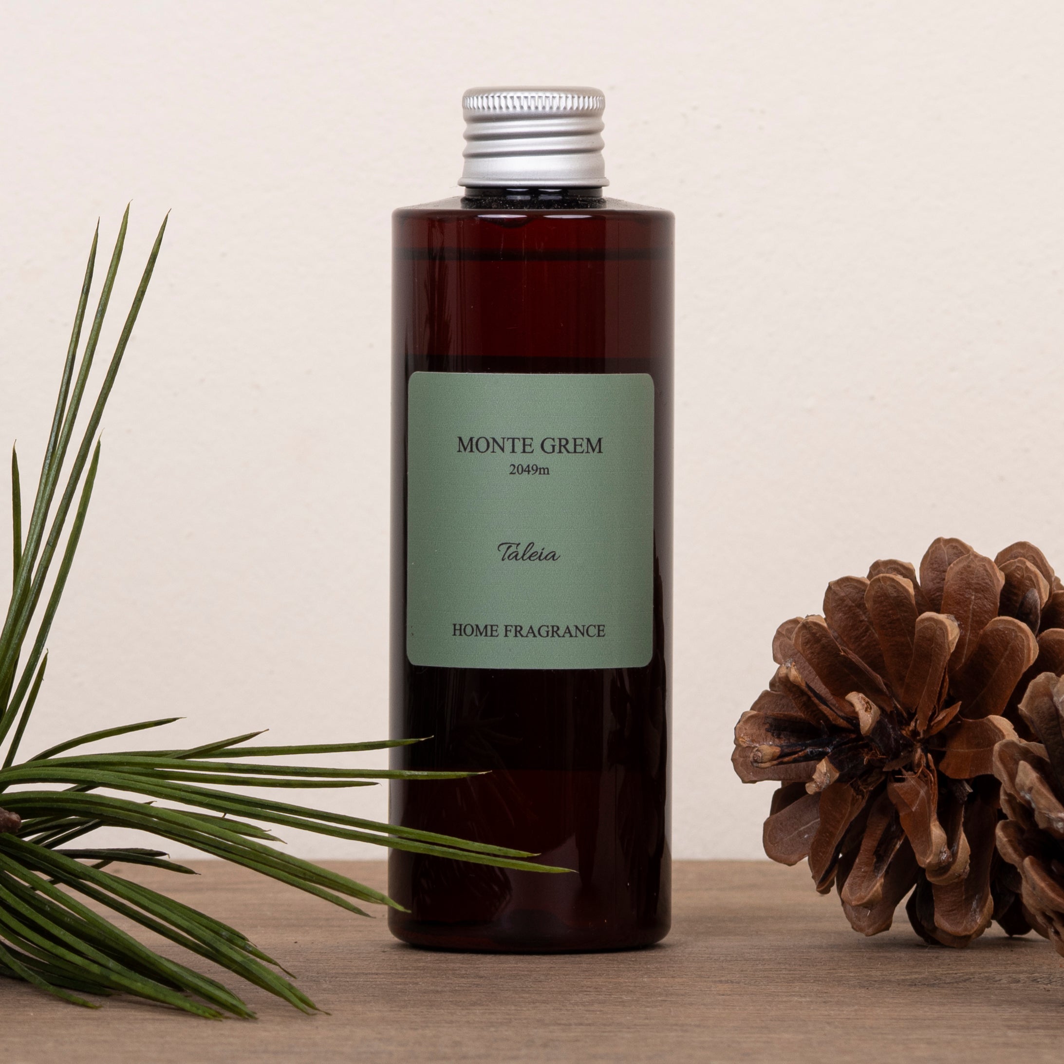 MONTE GREM - Ricarica spray tessuto ambiente 200ml